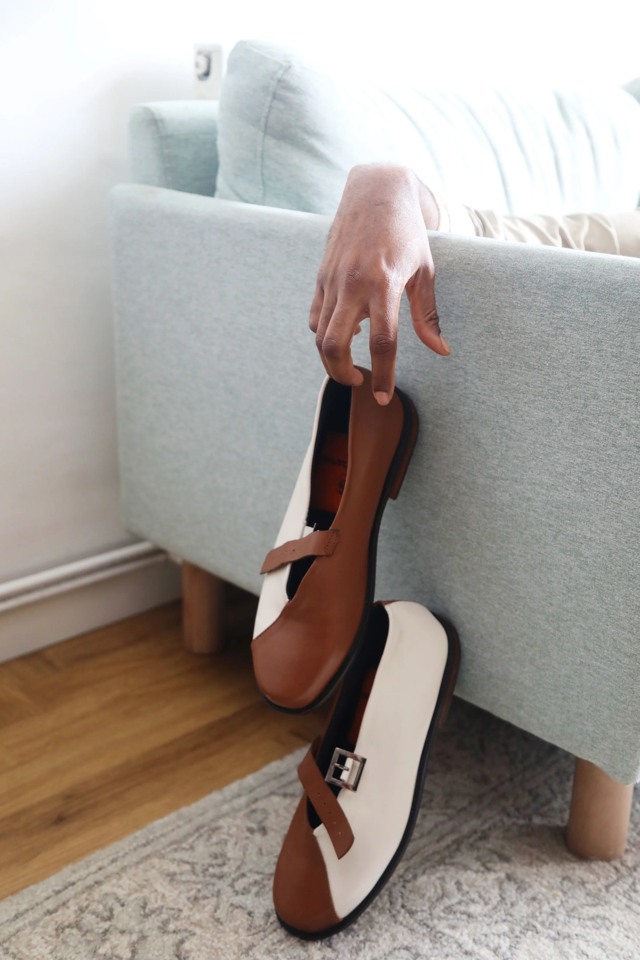 Demi Two toned flats - Image 3